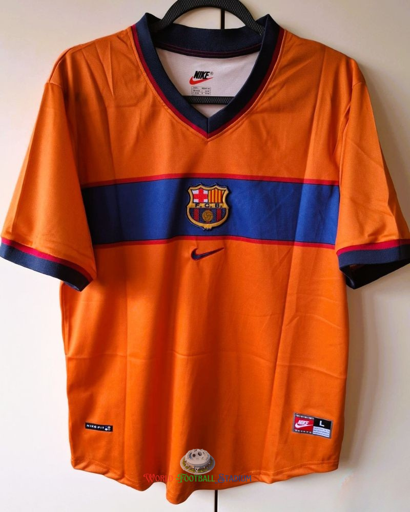 FIGO LUIS 1999-00 (Bar)