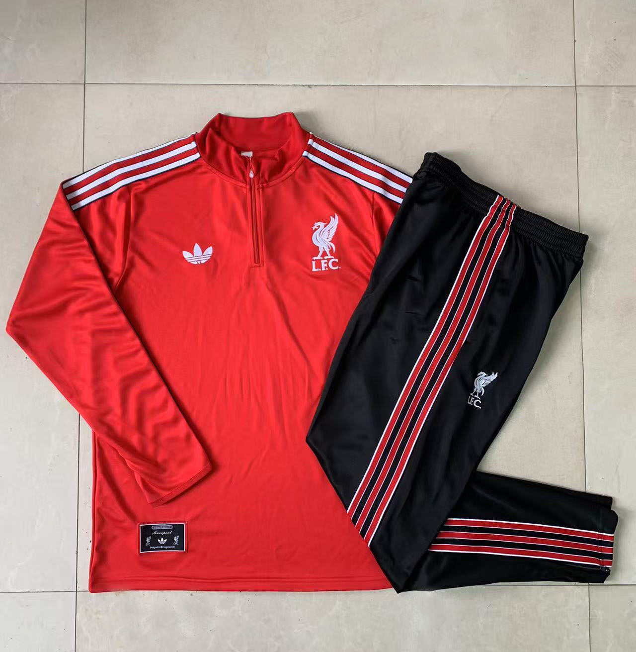 LIVERPOOL Tracksuit   Kids