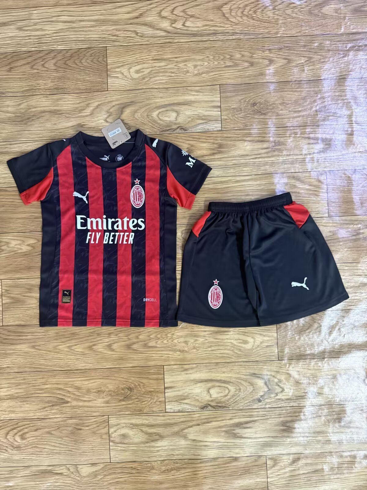 MILAN kid kit 2025/26